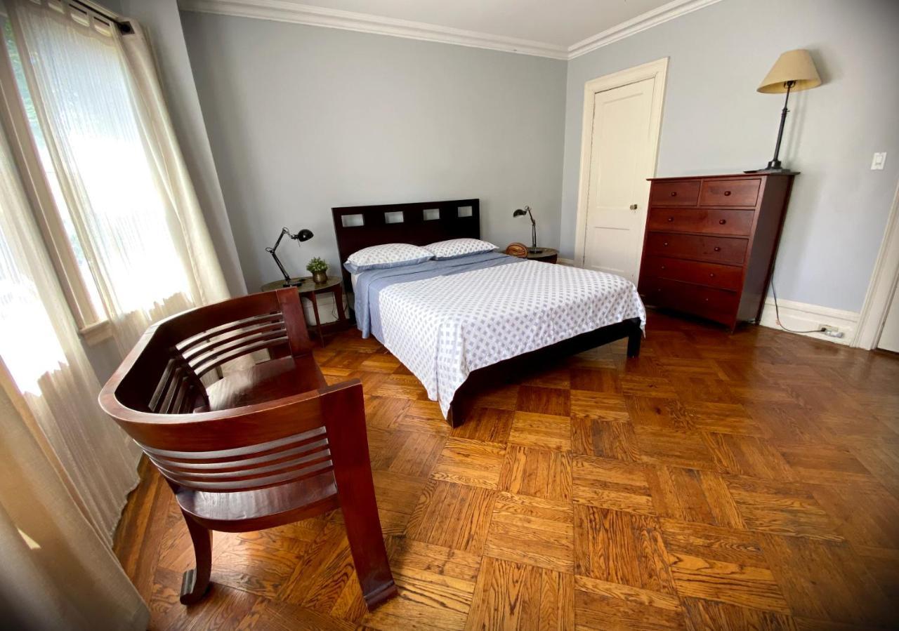 Spacious Bedroom In A Brooklyn House Shared With Host ニューヨーク エクステリア 写真