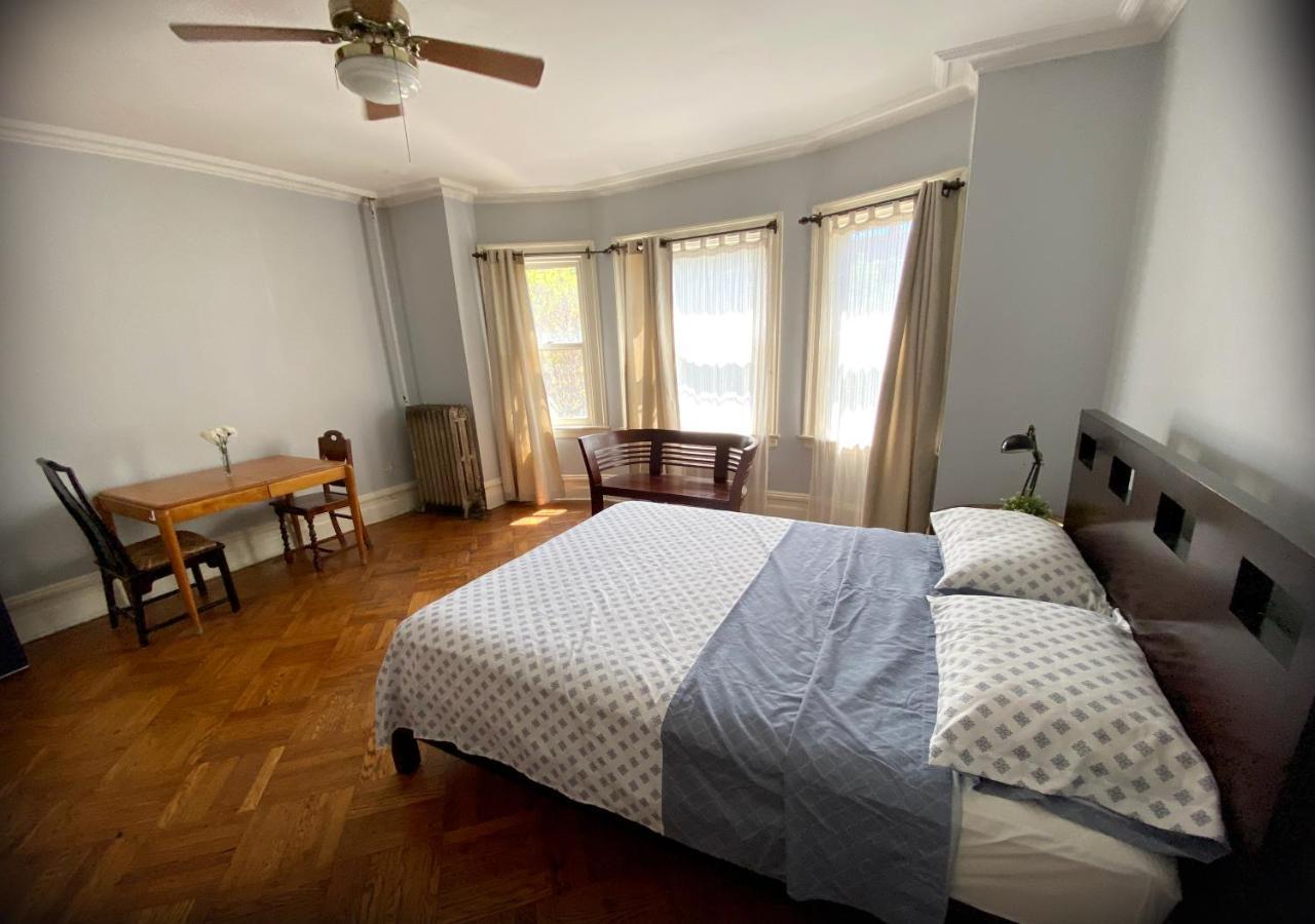 Spacious Bedroom In A Brooklyn House Shared With Host ニューヨーク エクステリア 写真