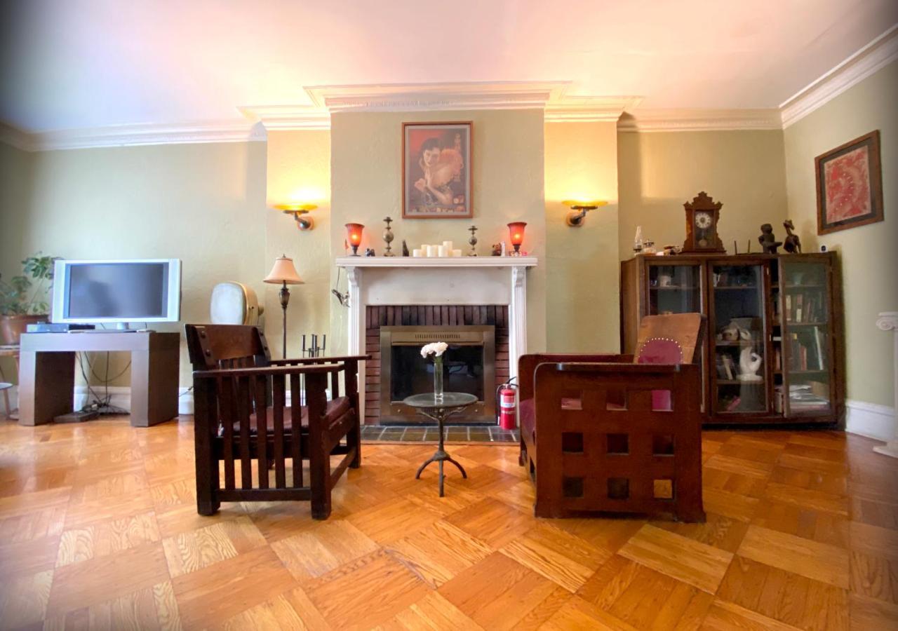 Spacious Bedroom In A Brooklyn House Shared With Host ニューヨーク エクステリア 写真