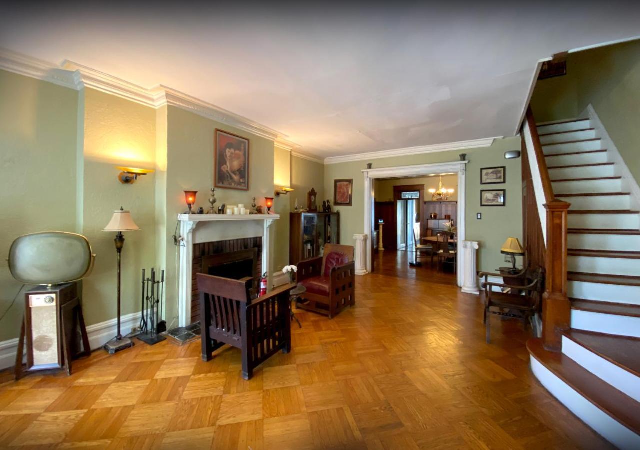 Spacious Bedroom In A Brooklyn House Shared With Host ニューヨーク エクステリア 写真